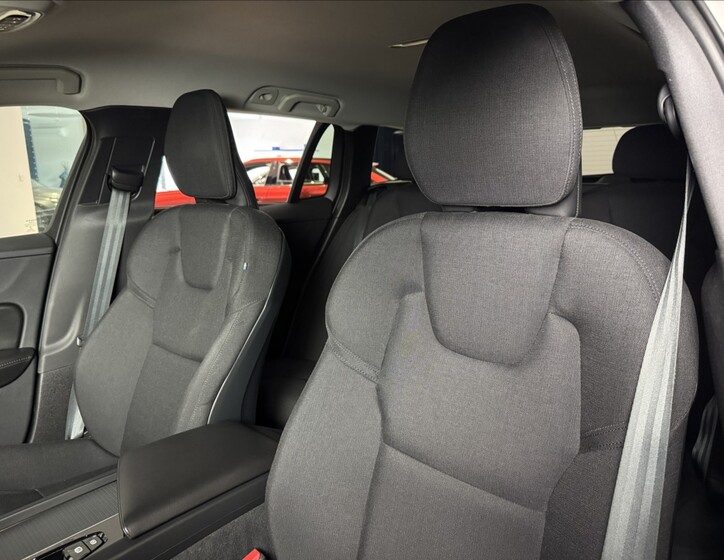 Volvo V60 23