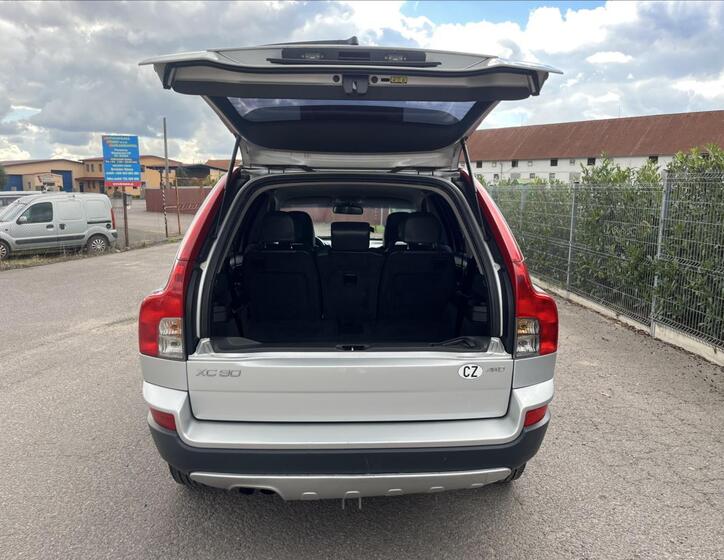 Volvo XC90 33