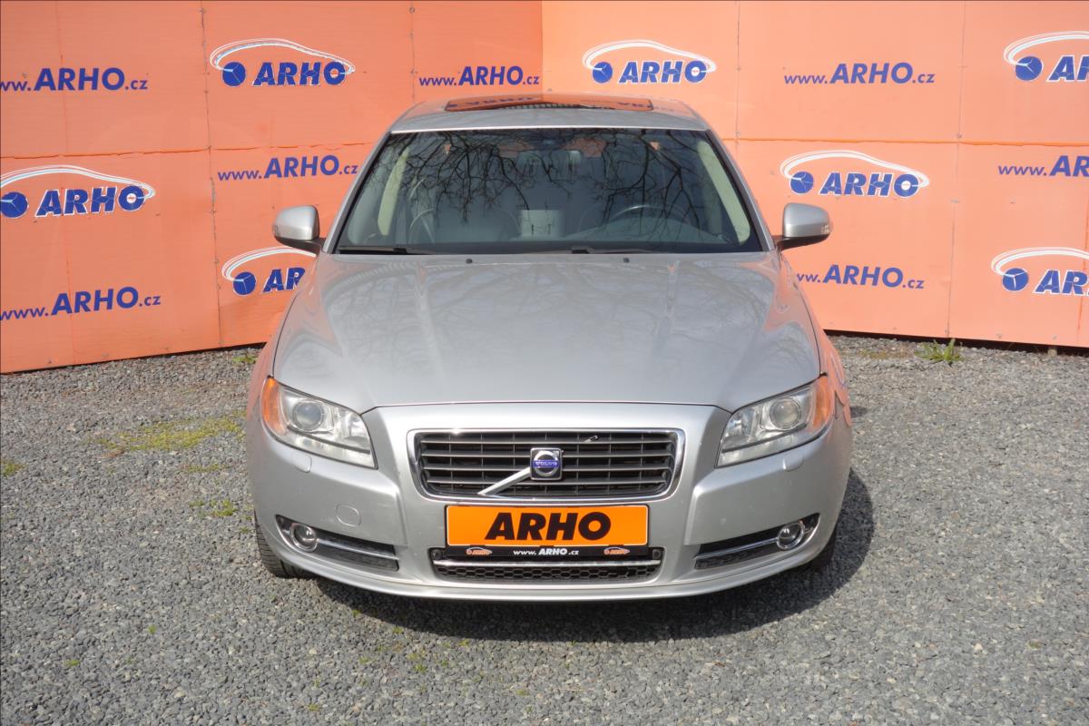 Volvo S80