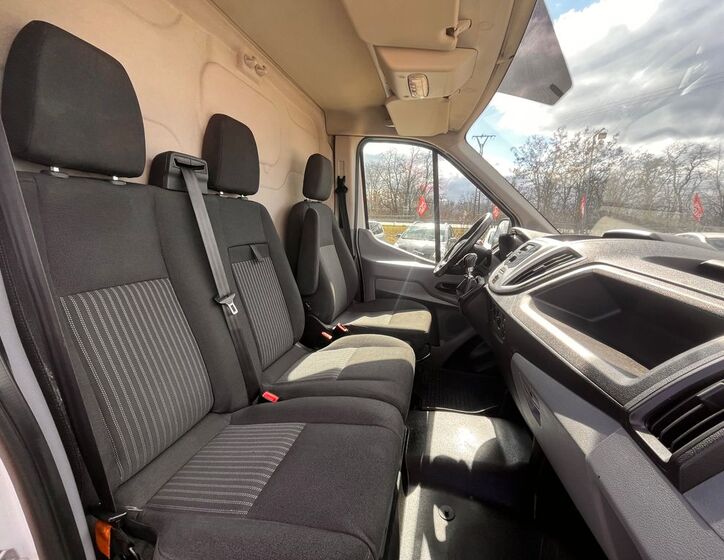 Ford Transit 22