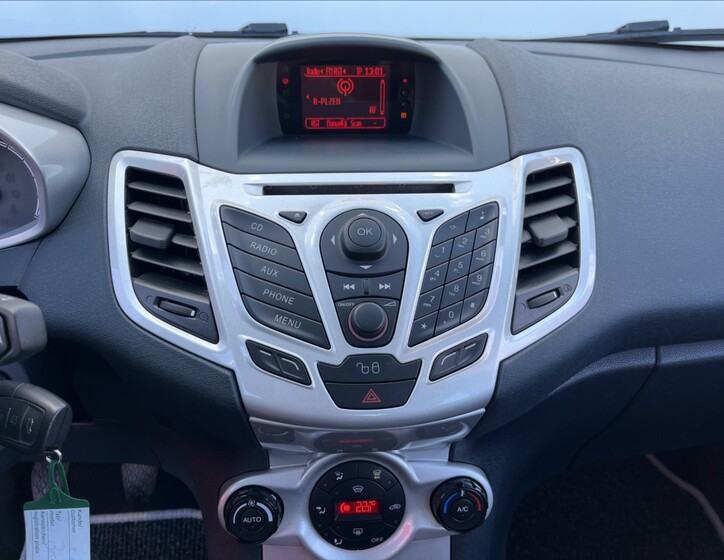 Ford Fiesta 26