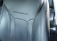Hyundai Grandeur 6