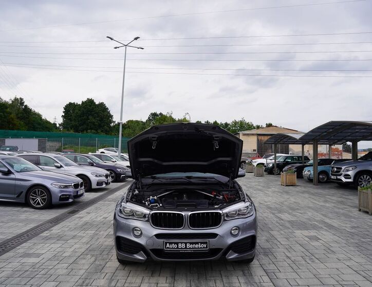 BMW X6 9
