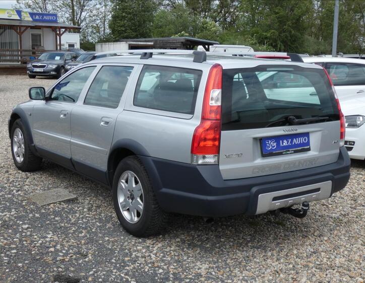 Volvo XC70 6