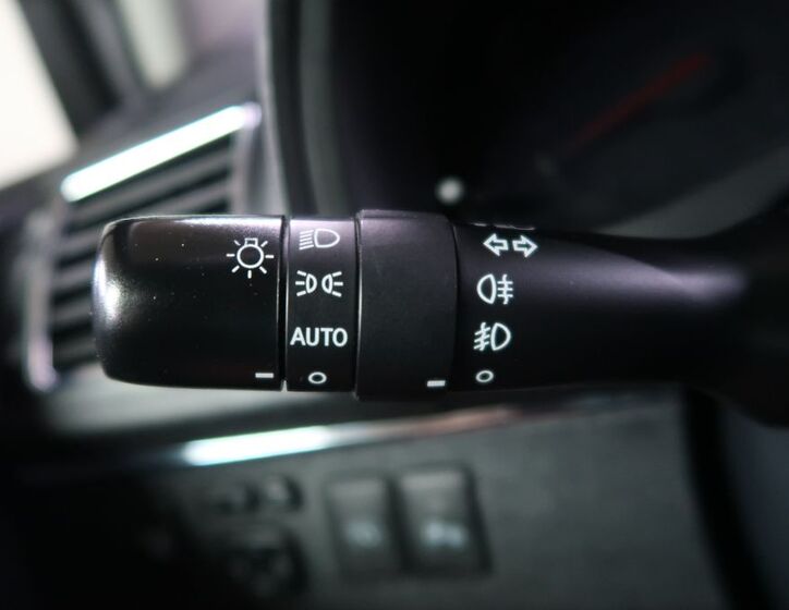 Toyota Avensis 31