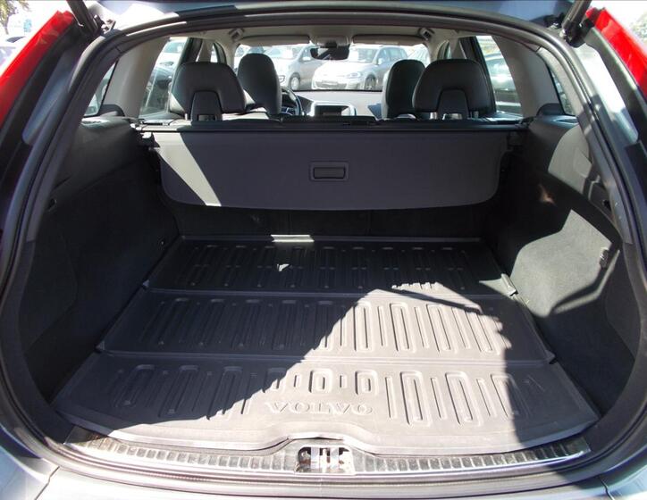 Volvo XC60 13