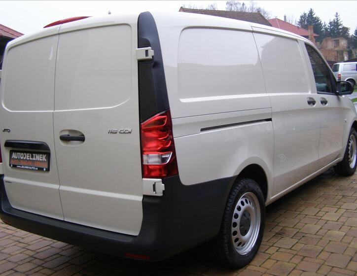 Mercedes-Benz Vito 5