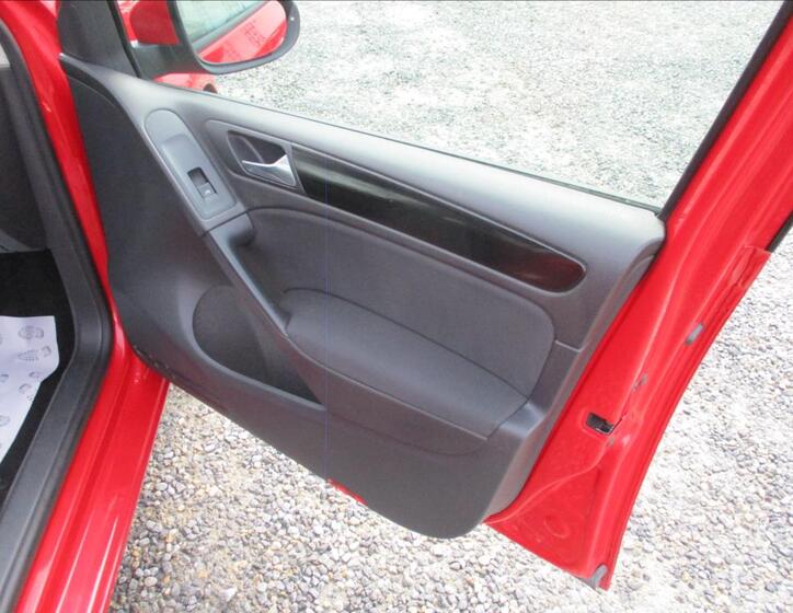 Volkswagen Golf 10