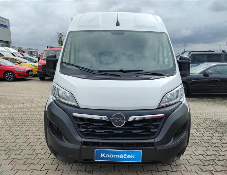 Opel Movano 8