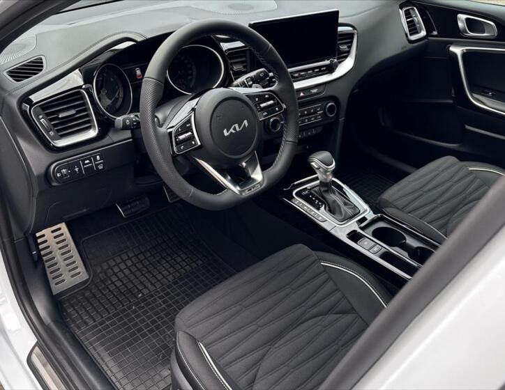 KIA Ceed 12