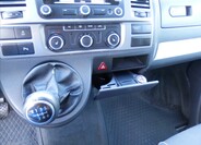 Volkswagen Multivan 14