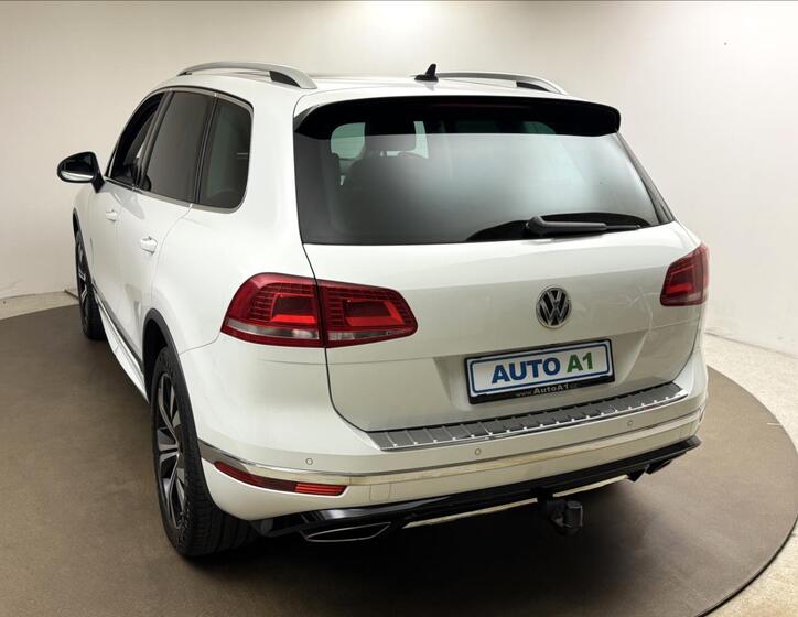 Volkswagen Touareg 6