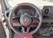 Mercedes-Benz Sprinter 16