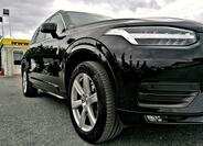 Volvo XC90 30