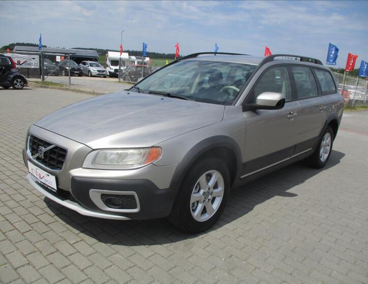 Volvo XC70 1