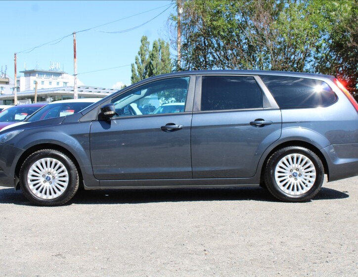 Ford Focus 8