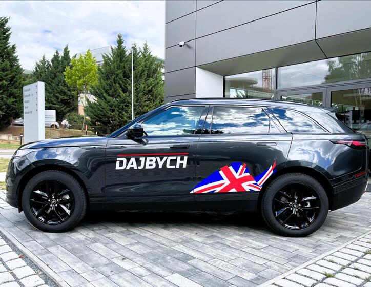 Land Rover Range Rover Velar 2