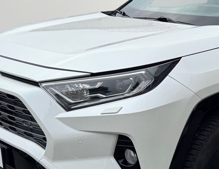 Toyota RAV4 5