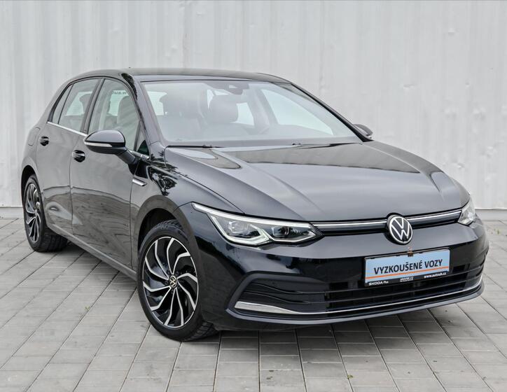 Volkswagen Golf 9