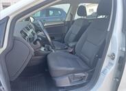 Volkswagen Golf 9