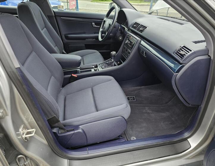 Audi A4 24