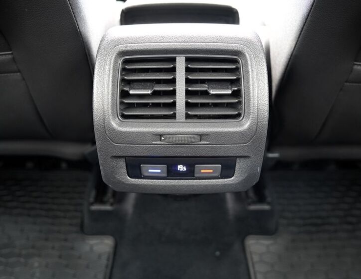 Volkswagen Touran 35