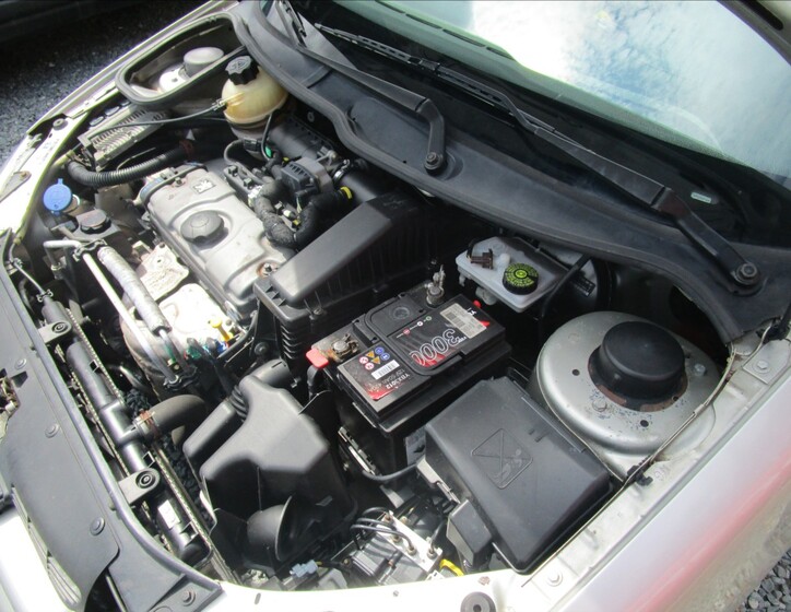 Peugeot 206 36