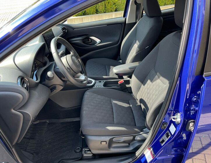 Toyota Yaris 13