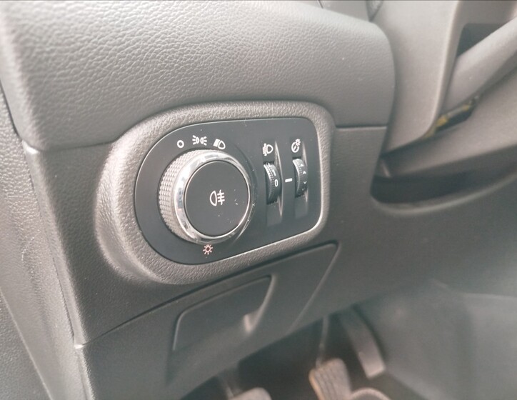 Opel Zafira 18
