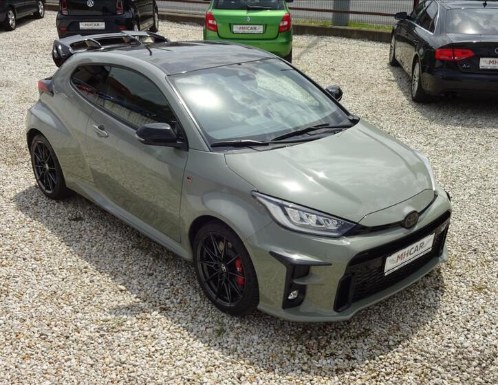 Toyota GR Yaris 1