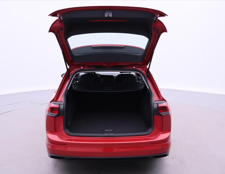 Volkswagen Golf 9