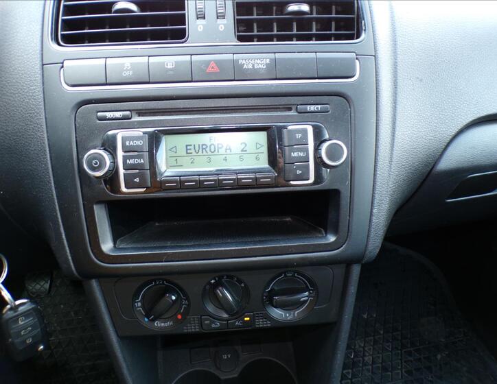Volkswagen Polo 9