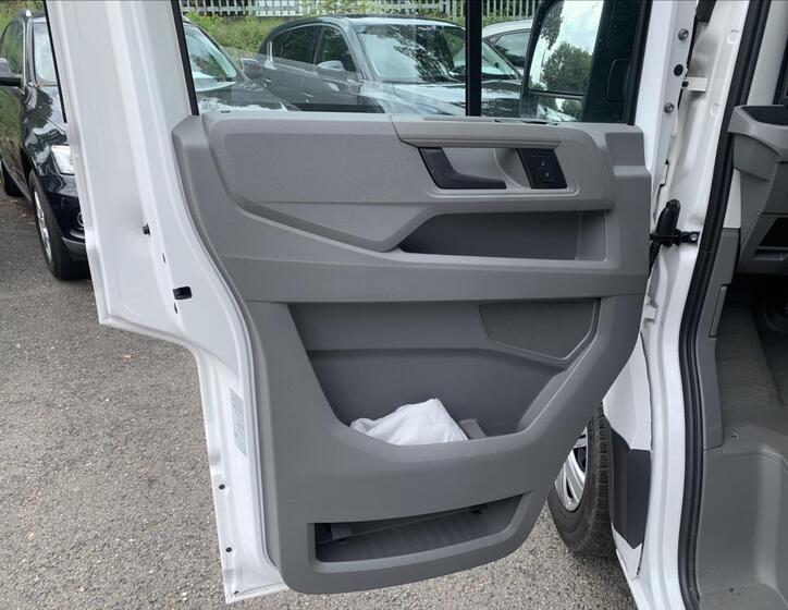 Volkswagen Grand California 9