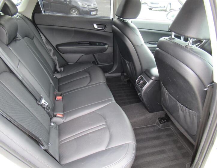 KIA Optima 11