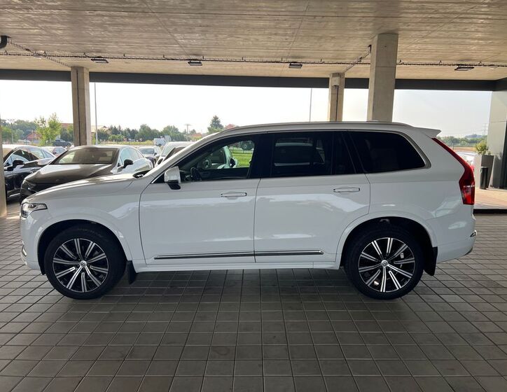 Volvo XC90 8