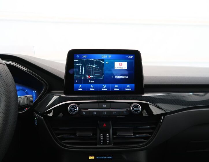 Ford Kuga 28