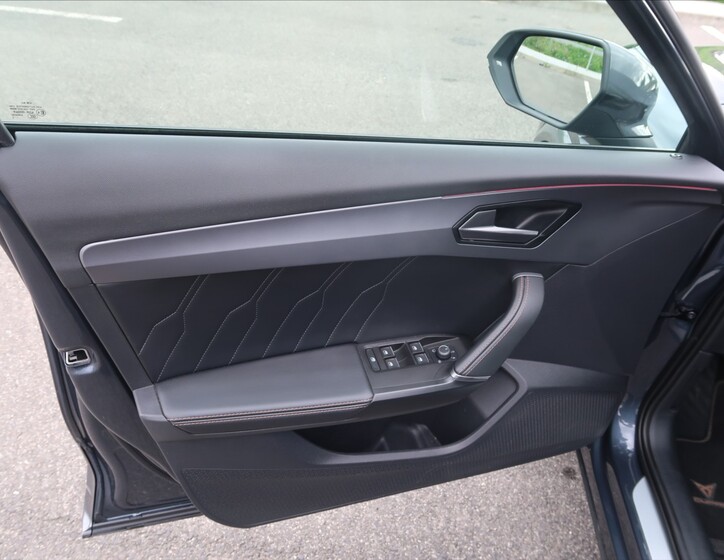 Cupra Formentor 16