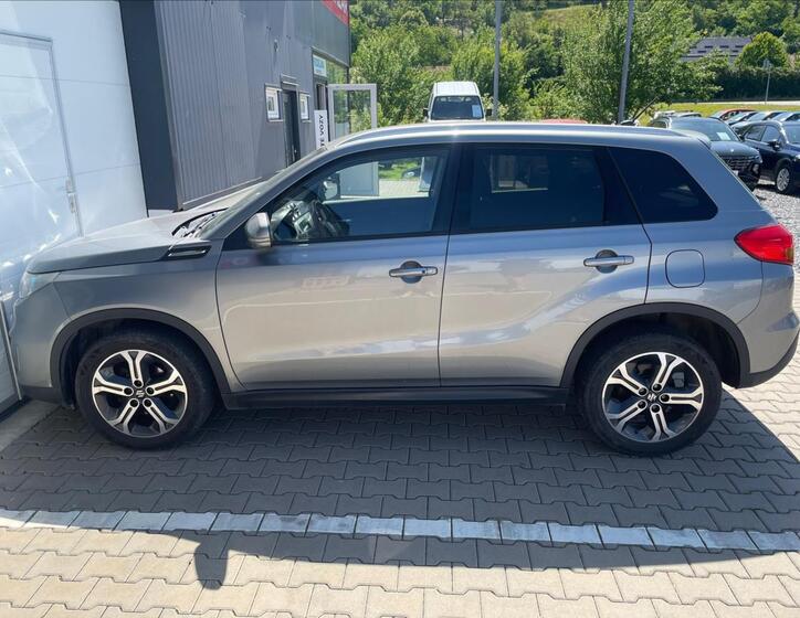Suzuki Vitara 9