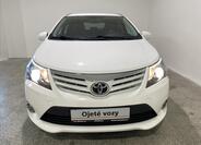 Toyota Avensis 4