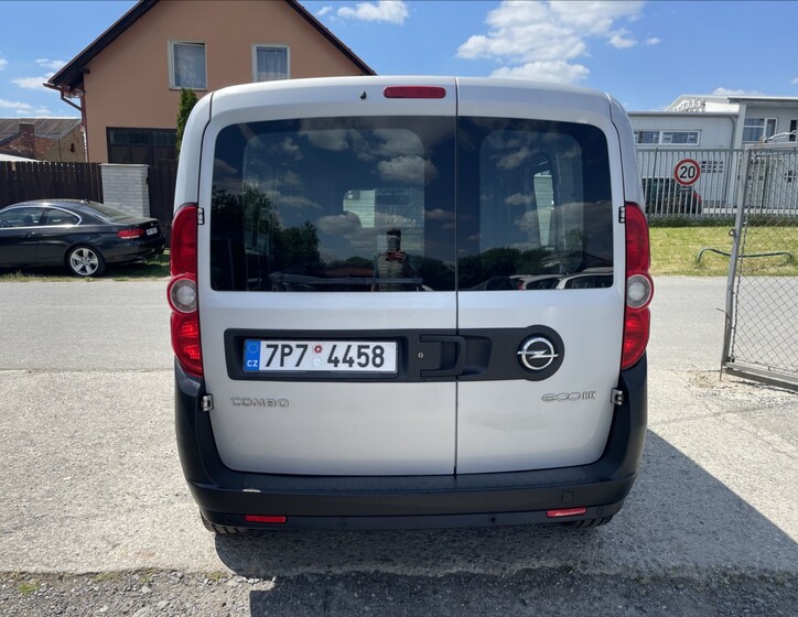Opel Combo 7