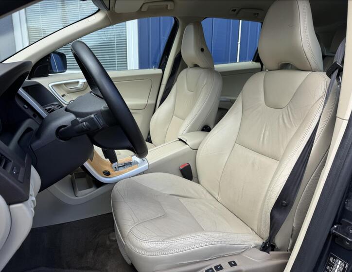 Volvo XC60 31