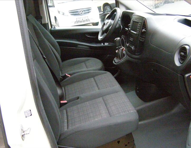 Mercedes-Benz Vito 23