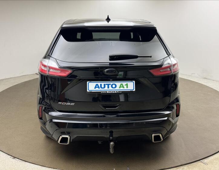 Ford Edge 5