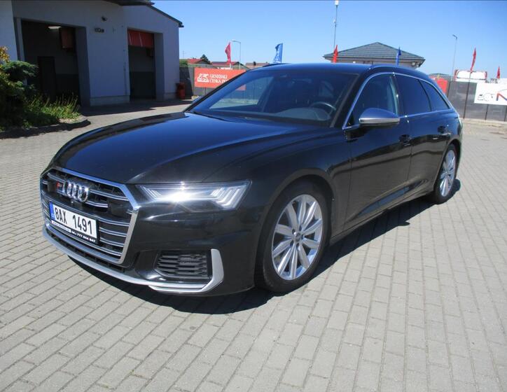 Audi S6 1