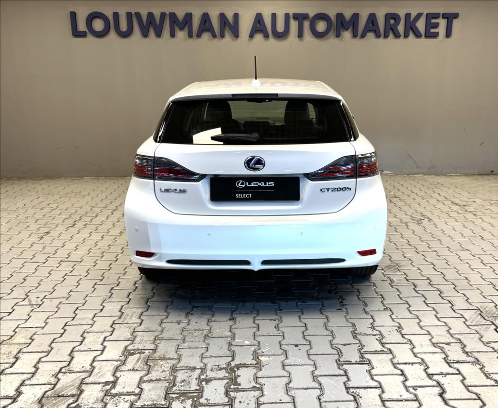 Lexus CT 200h