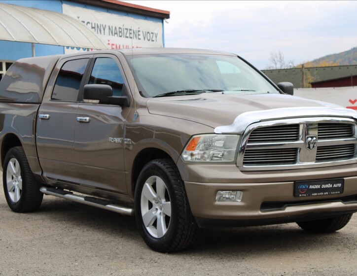 Dodge RAM 3