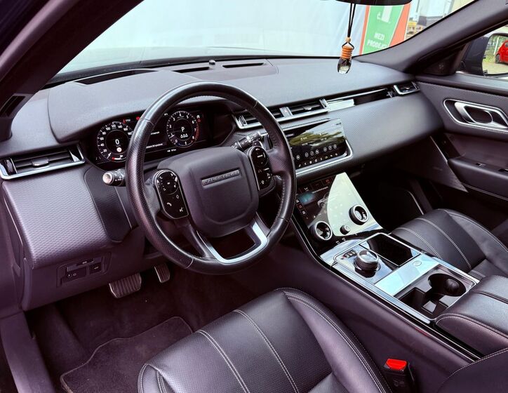 Land Rover Range Rover Velar 19