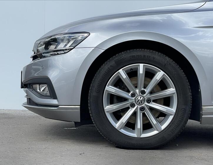 Volkswagen Passat 19