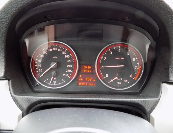 BMW Řada 3 30