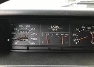 Lada Niva 9